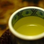 Le catechine del tè verde convertite dal tannase e la loro attività anti-rughe sugli esseri umani
