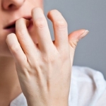 Onicofagia: cattiva abitudine o malattia? 