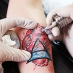I tatuaggi aumentano il rischio di cancro?