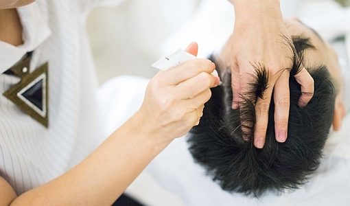 Melanoma: prevenzione dal parrucchiere?